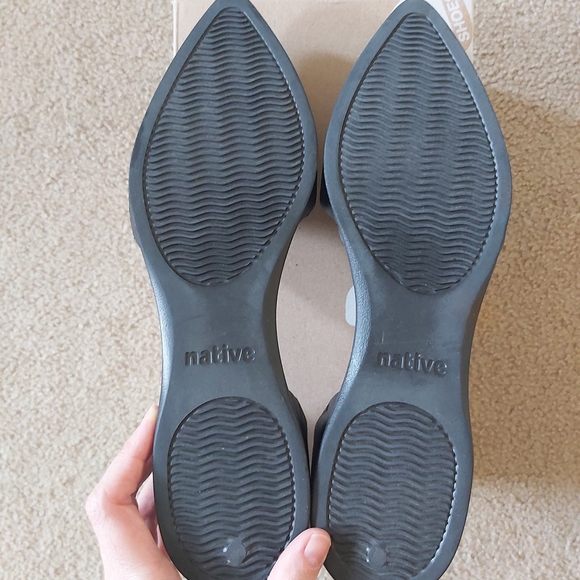 Native Audrey flats - Picture 2 of 3
